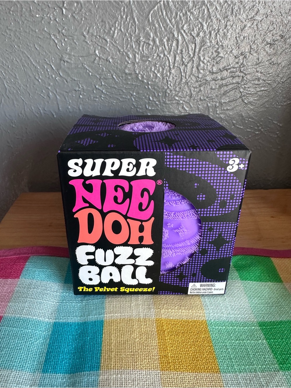 Super NeeDoh Fuzz Ball - Purple